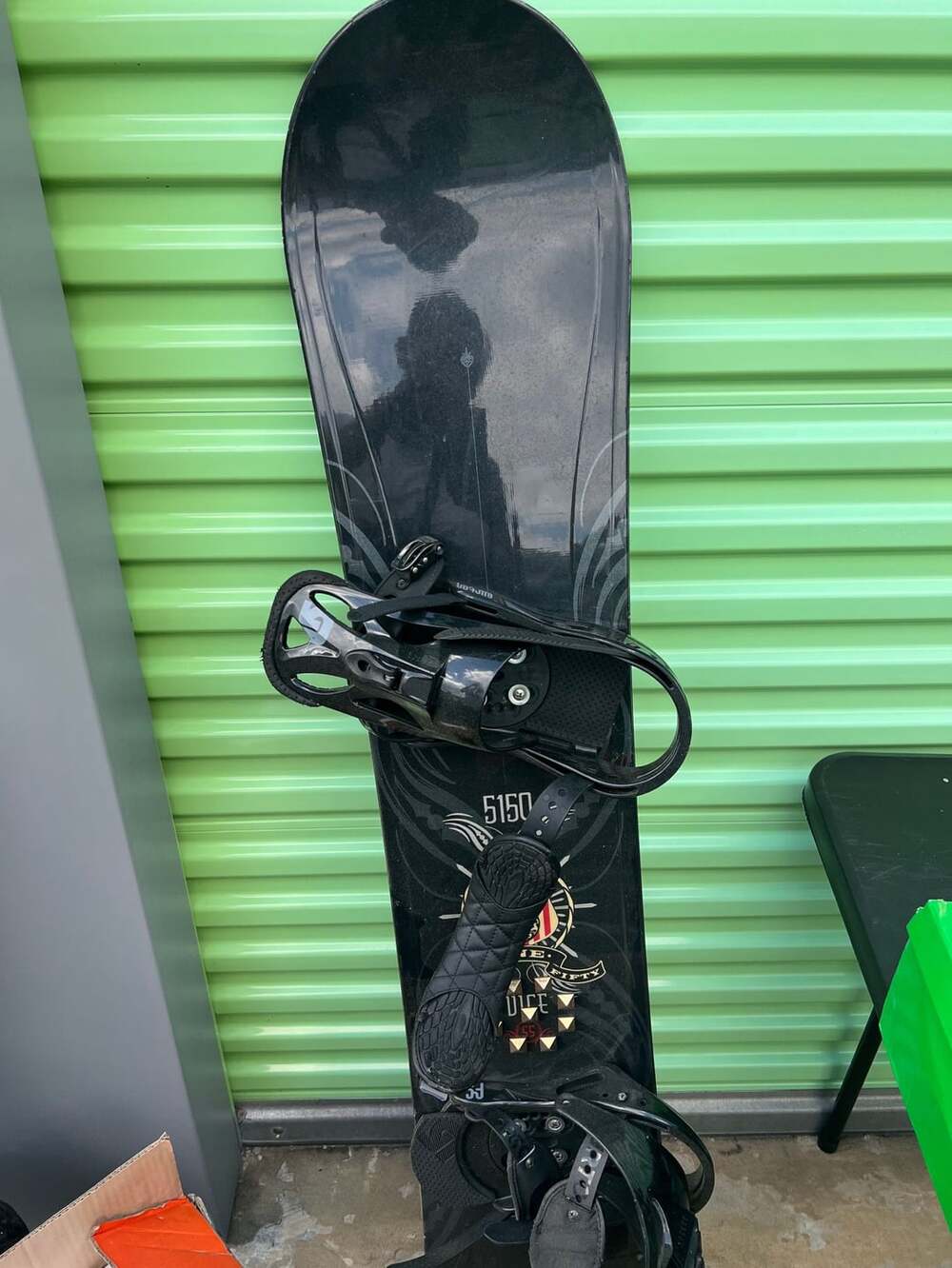 5150 Vice 155cm Snowboard with Bindings - Black / Patriotic Graphic